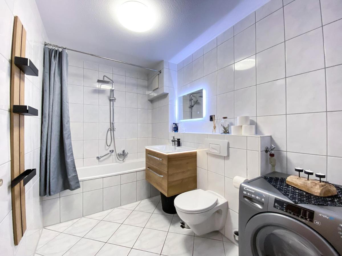 Wohlfuehl-Apartment Mit Kostenfreier Tiefgarage, Wifi & Terrasse Leipzig Buitenkant foto