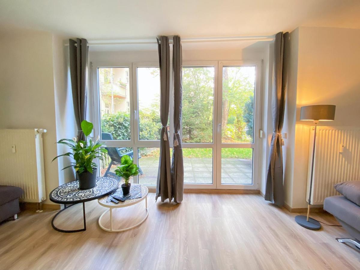 Wohlfuehl-Apartment Mit Kostenfreier Tiefgarage, Wifi & Terrasse Leipzig Buitenkant foto